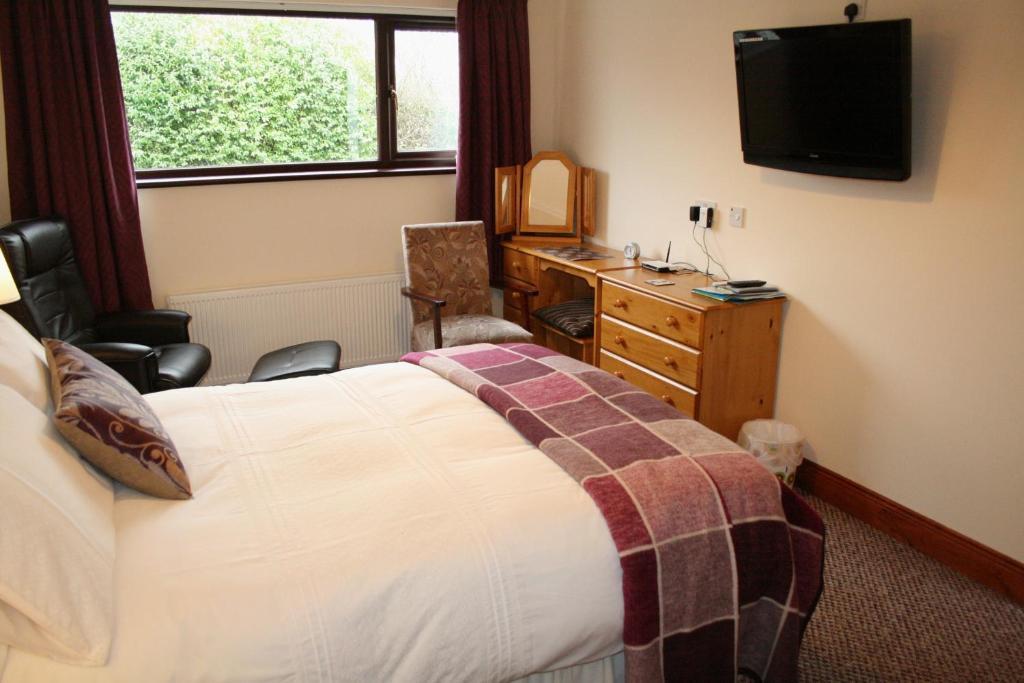Ken-Mar House Bed And Breakfast Ballymoney Exterior photo
